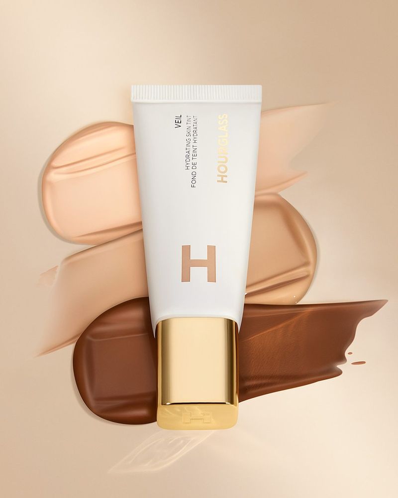 Hourglass Veil Hydrating Skin Tint