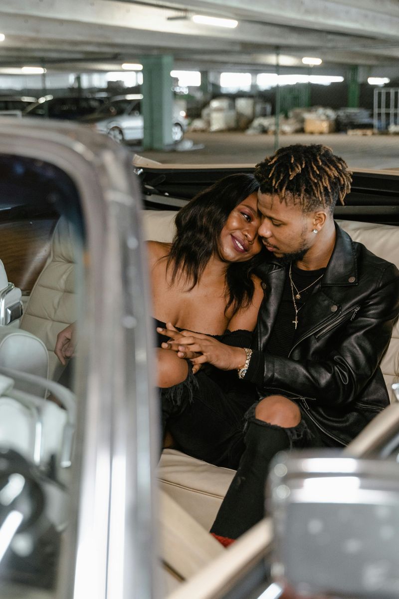 9 Romantic Moves That Feel Like Love But May Be Emotional Abuse