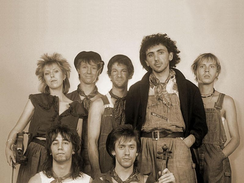 “Come On Eileen” – Dexys Midnight Runners (1982)
