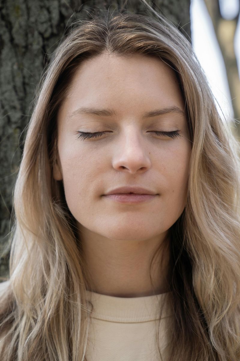 She Has an Aura of Calm