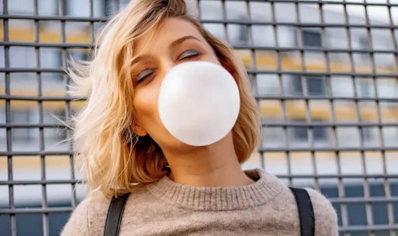 Pop in Sugar-Free Gum After Meals