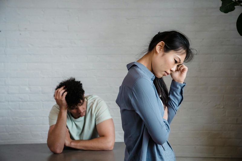 Hot-and-Cold Behavior That Keeps You Guessing