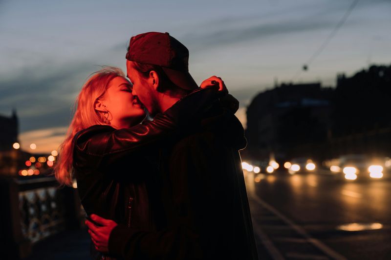 The Six-Second Kiss