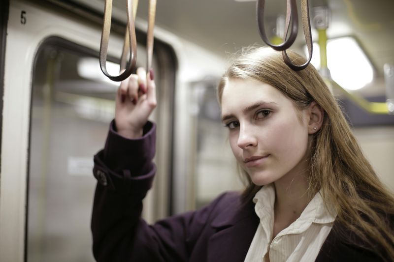 11 Things Only Poor People Pay For (The Wealthy Don't Even Think About It)