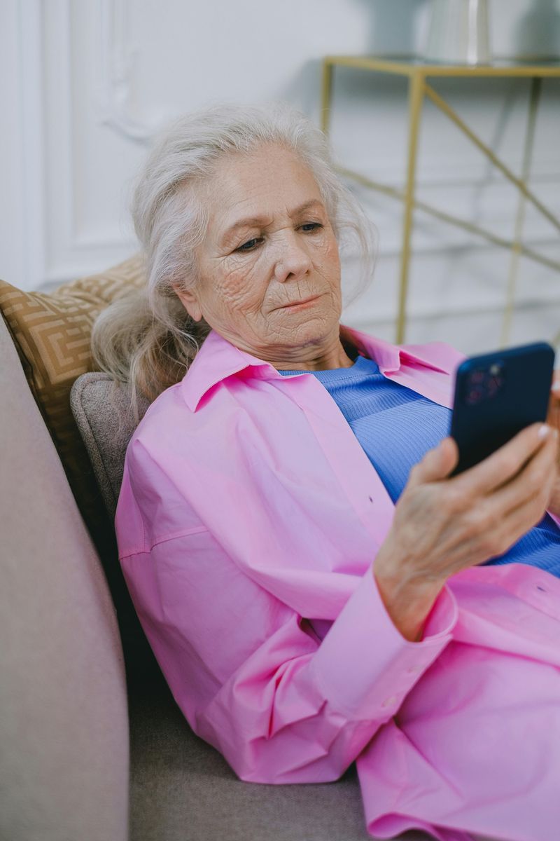 Leaving voicemails instead of sending a voice/text message