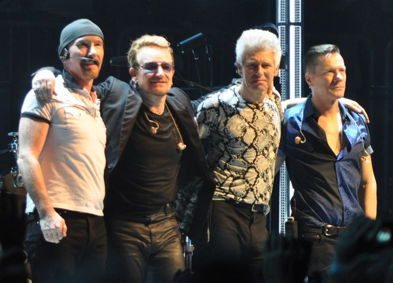 “With or Without You” – U2 (1987)