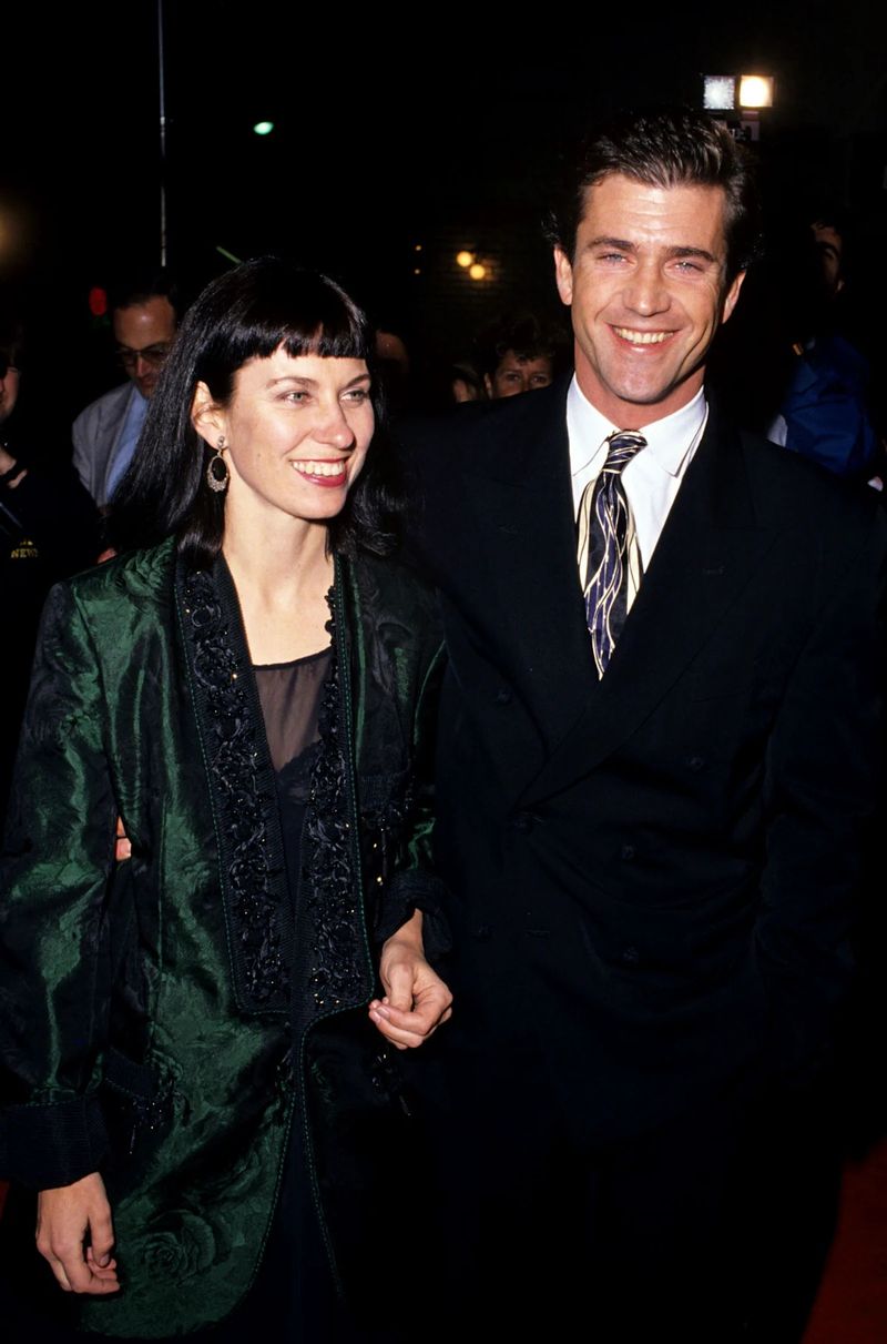 Mel Gibson & Robyn Moore — ~$400–$425 million (2011)