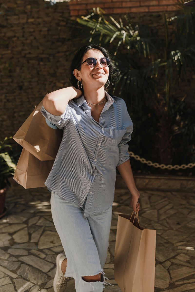 Avoiding impulse purchases by waiting 24 hours