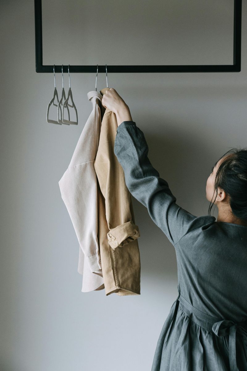 Simplify Your Wardrobe