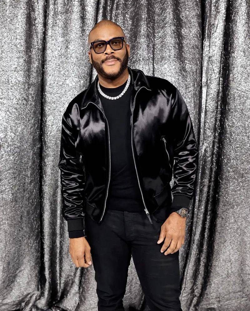 Tyler Perry – 6'5