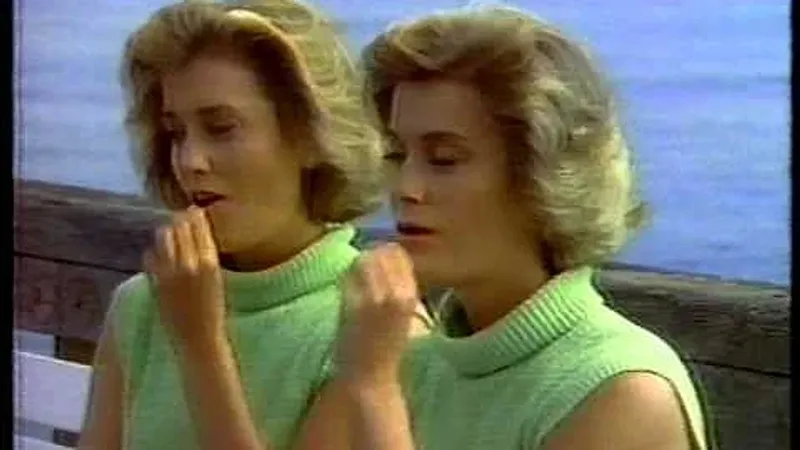Doublemint Gum – “Double Your Pleasure, Double Your Fun”