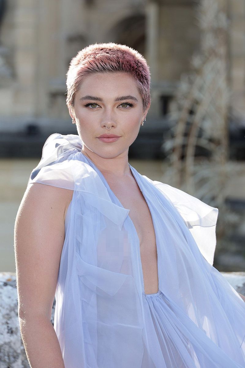 18 Times Celebrities Made Pink Hair Look Effortlessly Cool