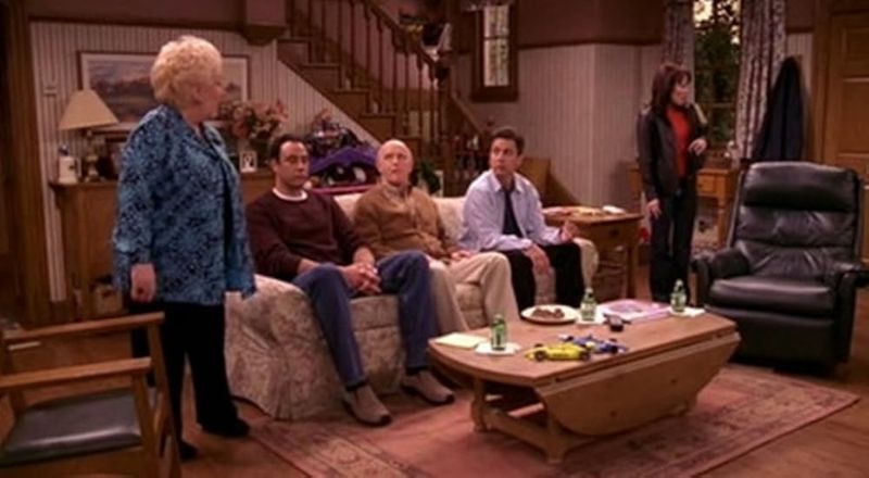 Everybody Loves Raymond — Ray & Debra’s Home (Long Island)