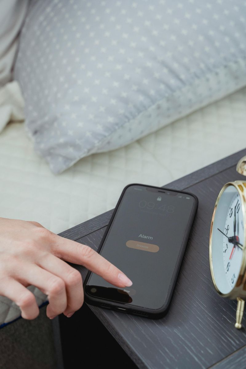 Waking Up Early (No Snooze Button)