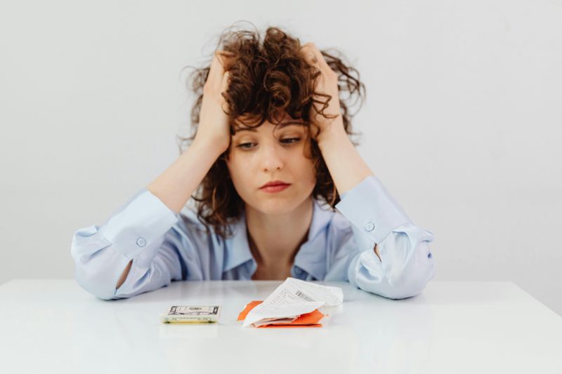 10 Habits of Women Who Rarely Feel Financially Panicked Anymore