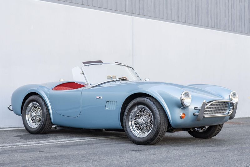 AC Cobra 289 (1962)