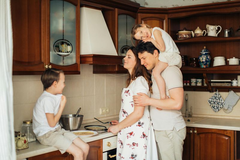 Learn to Cook and Clean