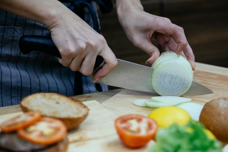 It starts when you cut the onion’s cells open