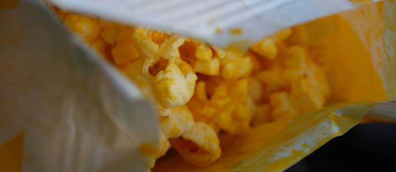 Butter-Flavored Microwave Popcorn (with Diacetyl)