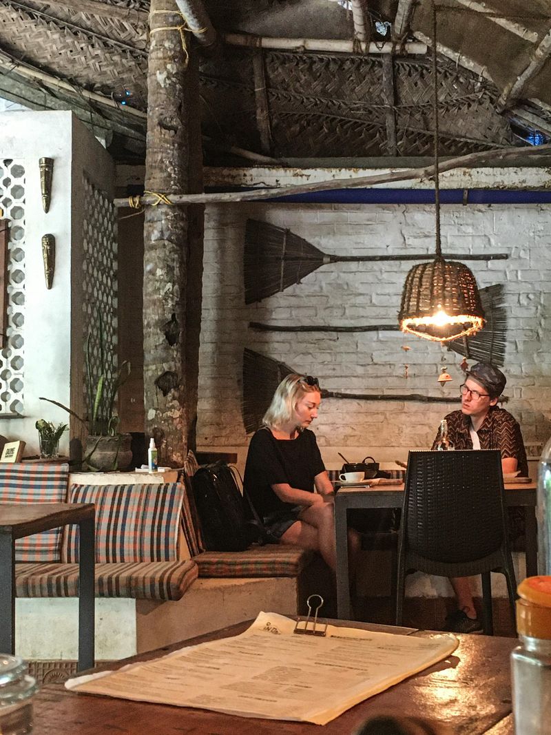 Red Flags Don’t Turn Green With Age