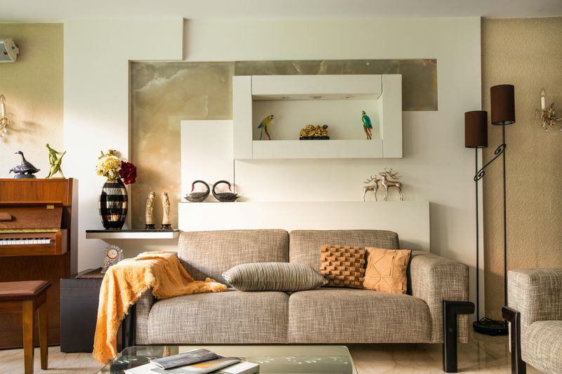 Swap Out Throw Pillows