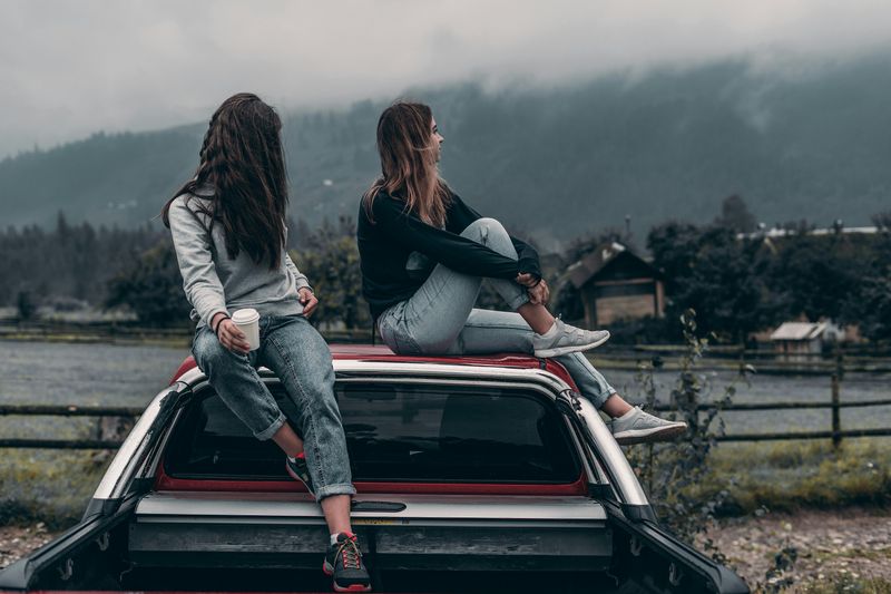 10 Signs It’s Time to End a Friendship—Even If You’ve Known Each Other Forever