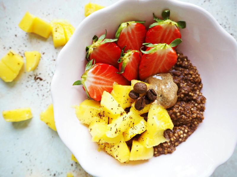 Breakfast Quinoa Bowl