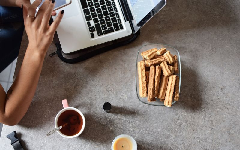Desk Snack Negotiations 🍿