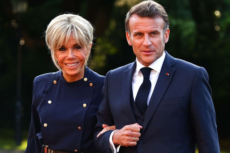 Emmanuel Macron (47) & Brigitte Macron (71)