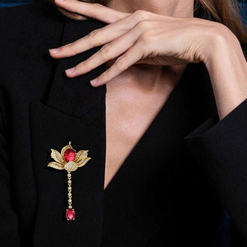 Classic Brooch