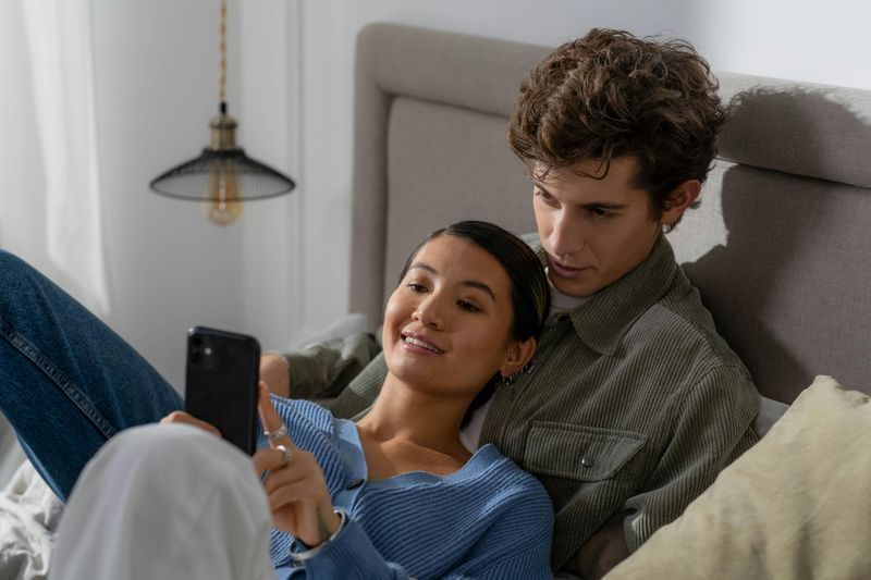 Sending Memes That Perfectly Capture Your Relationship Chaos