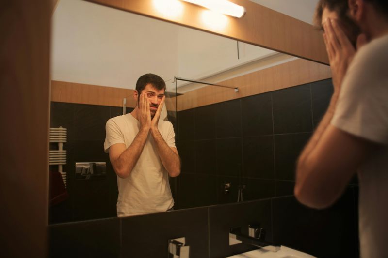 8 Unspoken Pressures Men Secretly Face in Relationships