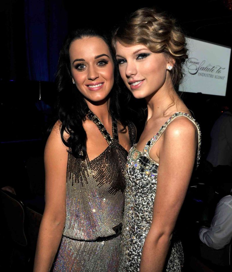 Taylor Swift & Katy Perry