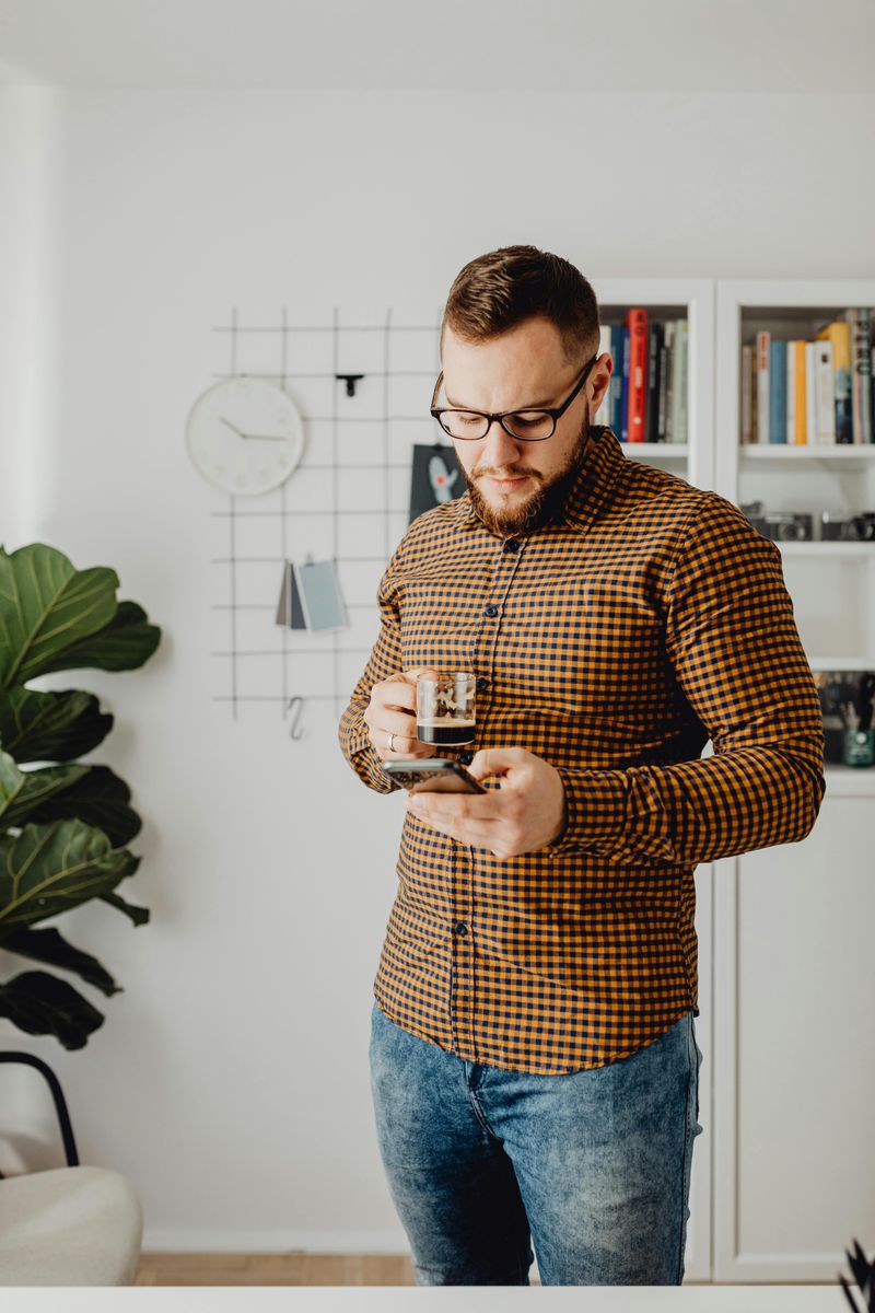 Phone Distraction During Conversations