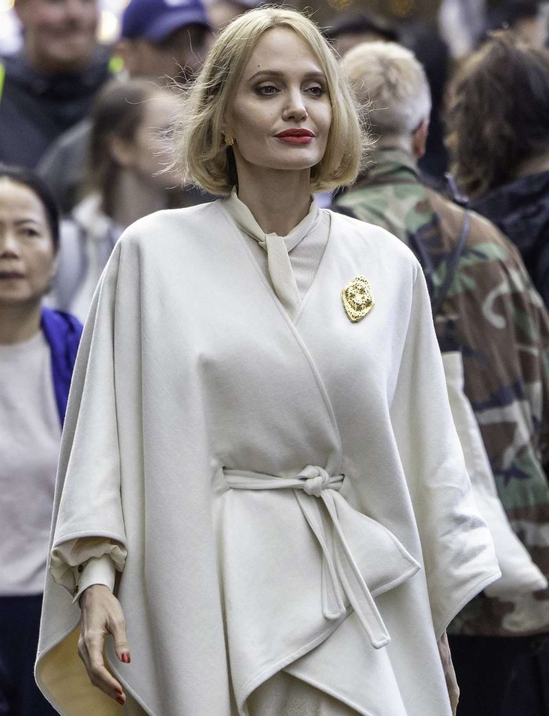 15 Celebrities Who Are Open About Being Atheists