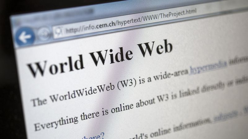 The Launch of the World Wide Web (1991–1993)