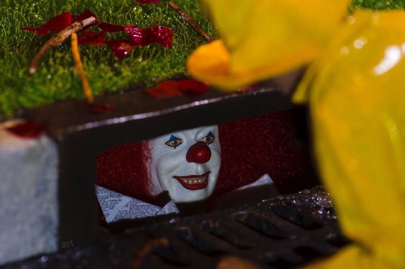 Pennywise in the Storm Drain – It (1990)