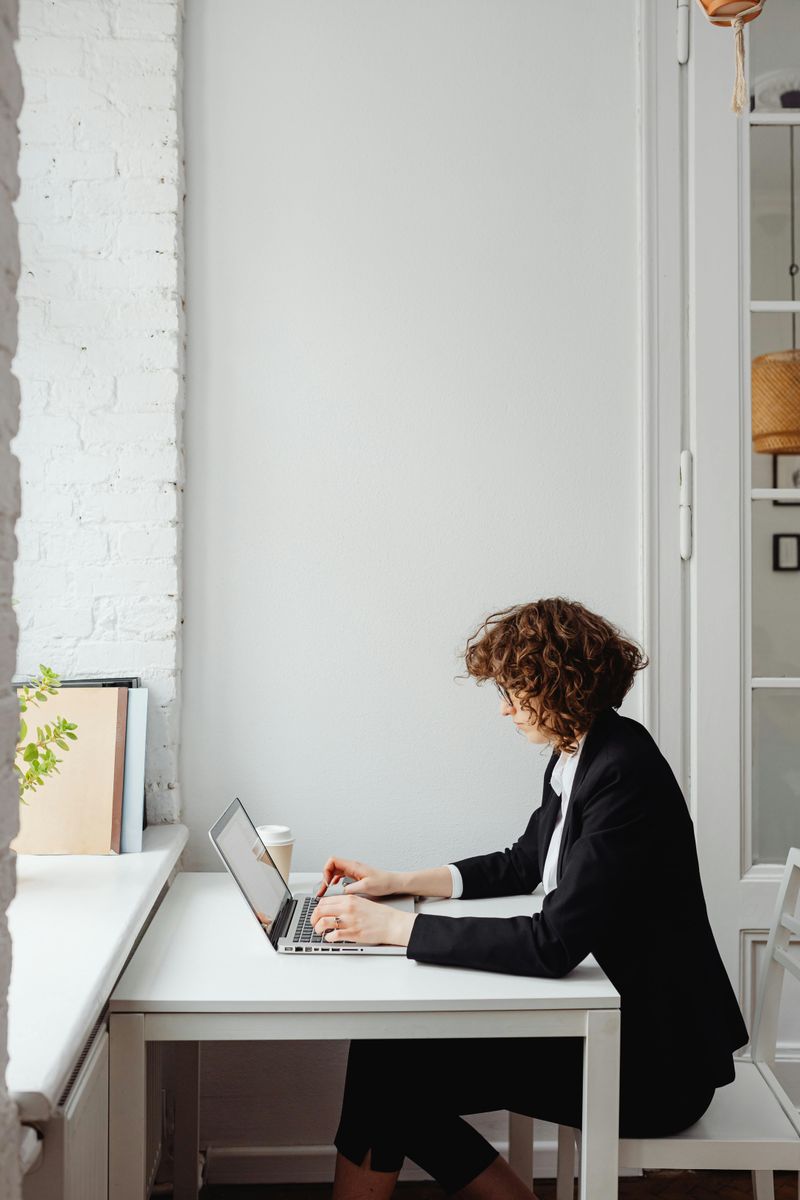 Keeping Technology and Belongings Organized