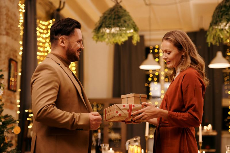 11 Qualities Women Appreciate in Their Husbands