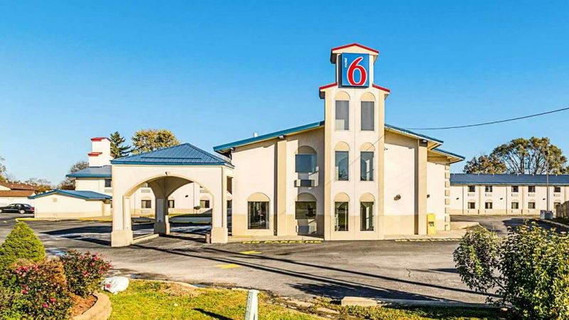 Motel 6
