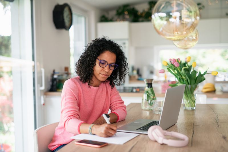 Seeking Validation Through Independence