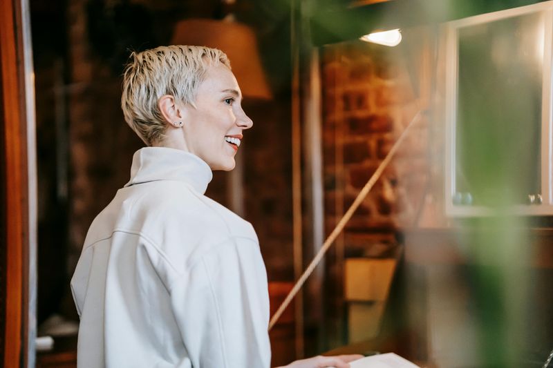 12 Phrases Emotionally Intelligent People Never Use