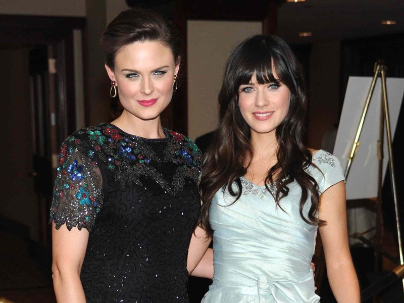Emily Deschanel and Zooey Deschanel