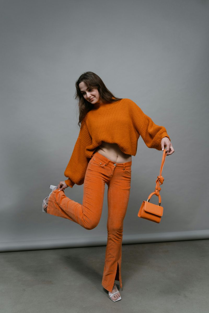 Go Monochromatic From Head to Toe