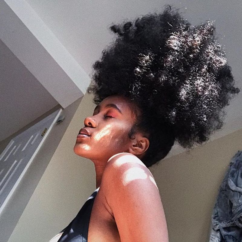 Afro Puff