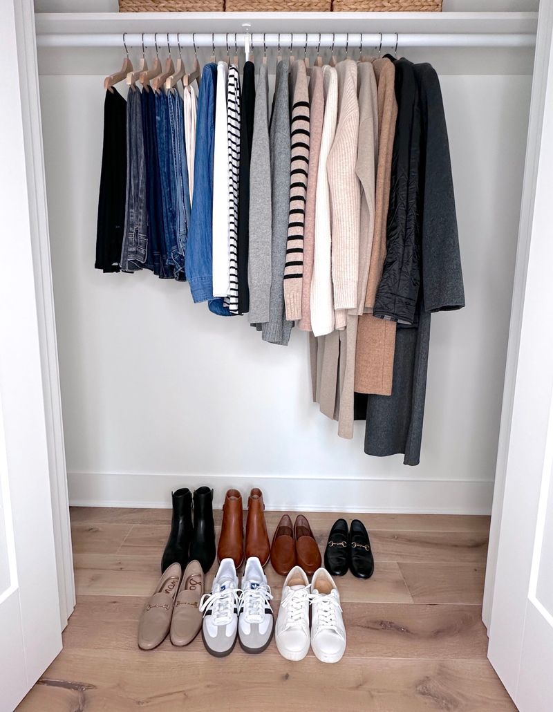 Build a Capsule Wardrobe