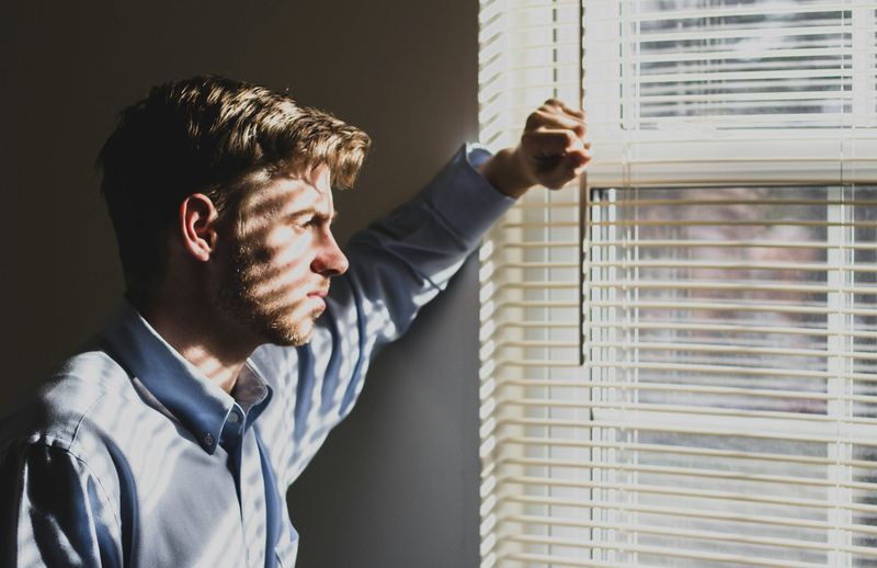 13 Things Men Say When They're Emotionally Checked Out