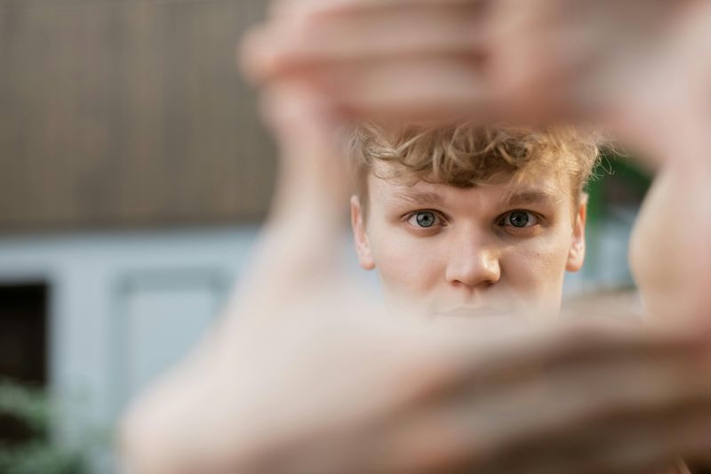 10 Habits Of People Who Think Differently Than Everyone Else