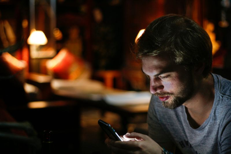  10 Clues Your Partner Might Be Talking to Other People