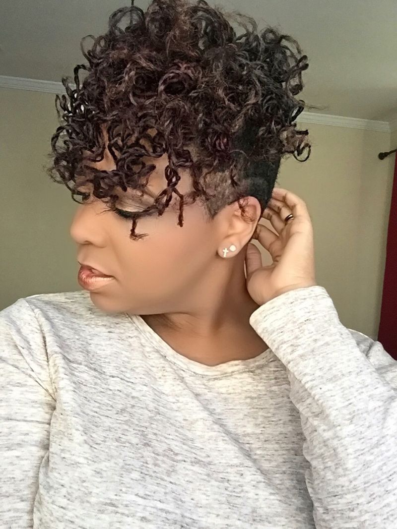Bantu Knot-Out Texture